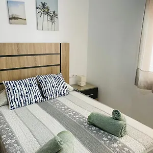  Apartamento Junto A La Playa En El Centro De Conil, Con Aire Acondicionado Y Wifi